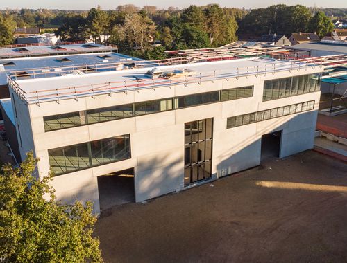                                         Bâtiment d’entreprise à vendre à Lichtaart, € 512.670
