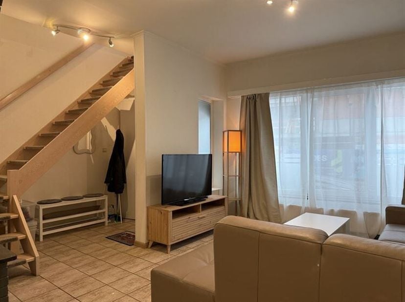 Gezellige en instapklare halfvrijstaande woning met 2 slaapkamers in het centrum van Opoeteren.<br />
Bij interesse: gelieve u dan te registreren via
