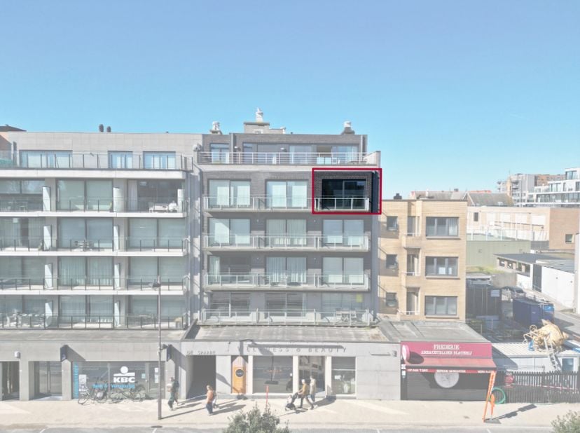 Appartement te koop in Leopold II Laan 229,
                    8670 Oostduinkerke