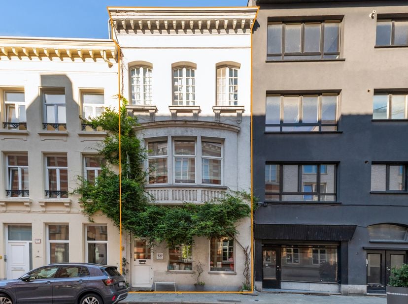 Huis te koop in Korte Vlierstraat 13,
                    2000 Antwerpen