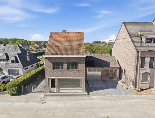                                         Maison à vendre à Drieslinter, € 235.000
