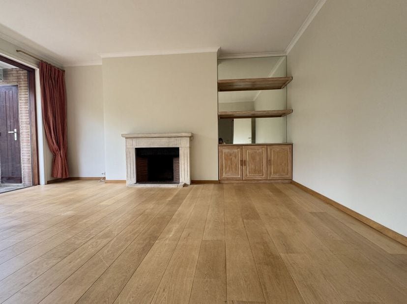 Appartement te huur in Avenue de Messidor 215,
                    1180 Ukkel