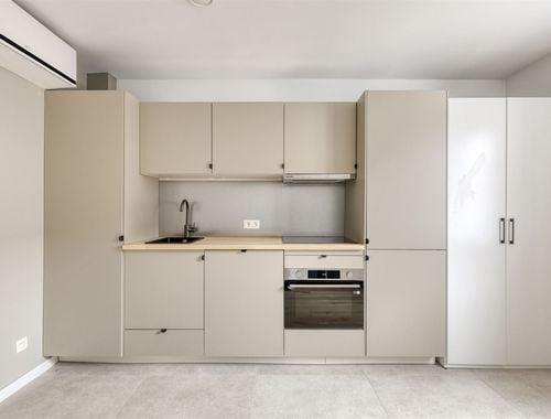                                         Studio met slaaphoek te koop in Leuven, € 229.000
