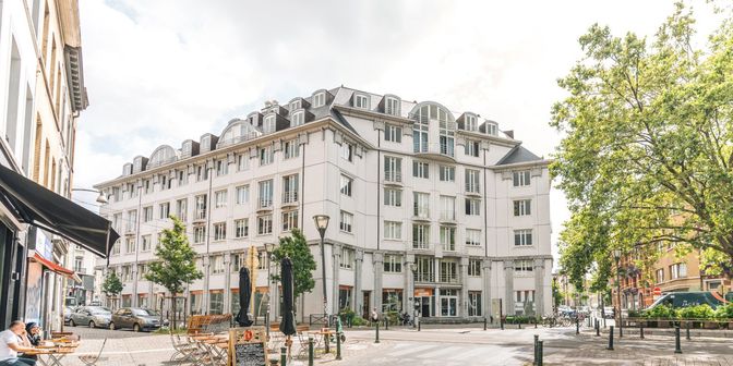 Bedrijfsvastgoed te huur in Place Julien Dillens 1, 1060 Sint-Gillis