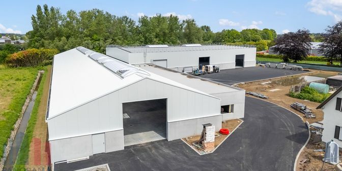 Bedrijfsvastgoed te huur in Moleken 60, 9260 Wichelen