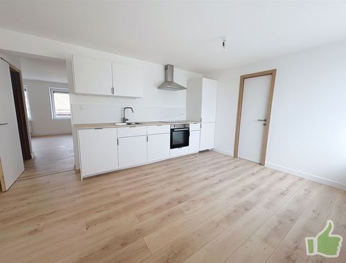                                         Appartement à louer à Mouscron, € 900
