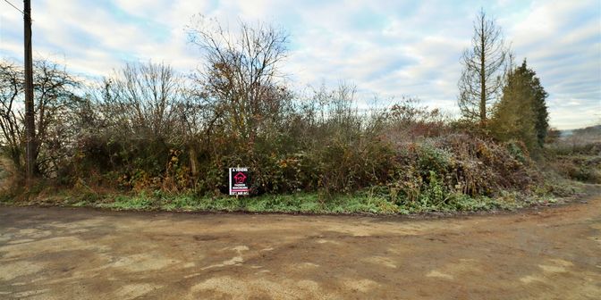 Terrain à vendre à 5651 Somzée