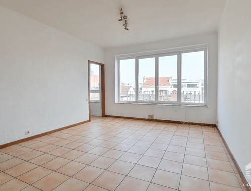                                         Studio met slaaphoek te koop in Elsene, € 145.000
