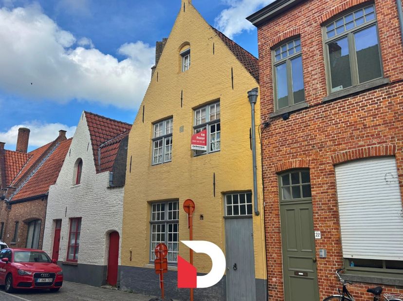 Maison à louer
                    à 8000 Brugge