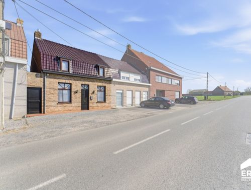                                         Eengezinswoning te koop in Poperinge, € 149.000
