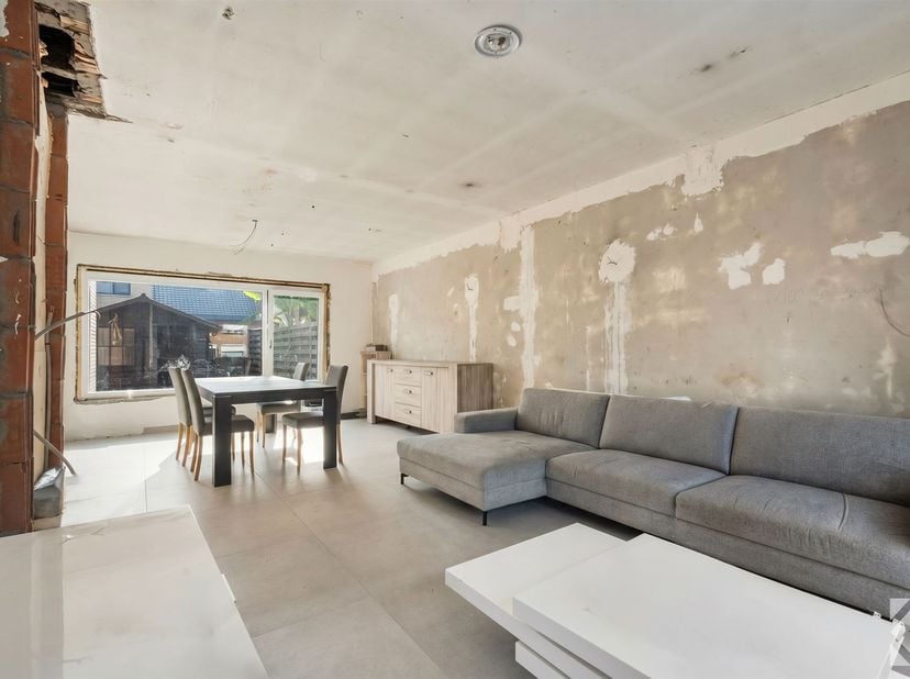 Belle opportunité à Lombardsijde – Spacieuse maison familiale proche de la mer<br />
Vous recherchez une maison abordable à la côte avec un énorme po