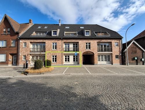                                         Appartement à louer à Vinkt, € 750
