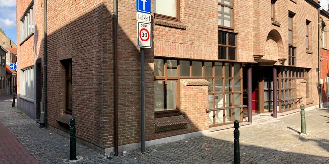 Bedrijfsvastgoed te huur in Kerkplein 12A, 9900 Eeklo