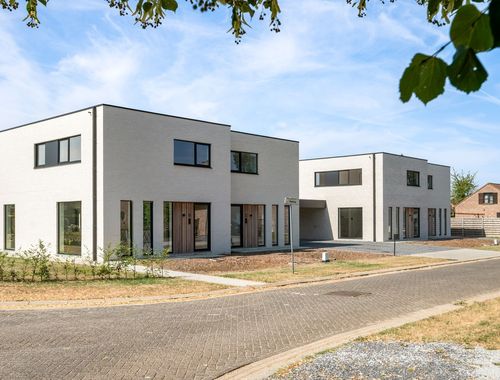                                         Eengezinswoning te koop in Vorst, € 435.000
