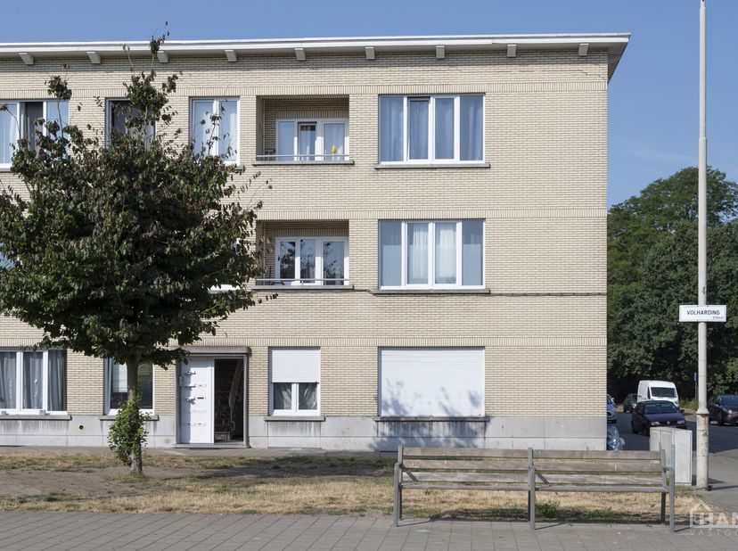 Appartement à louer
                    à 2020 Antwerpen