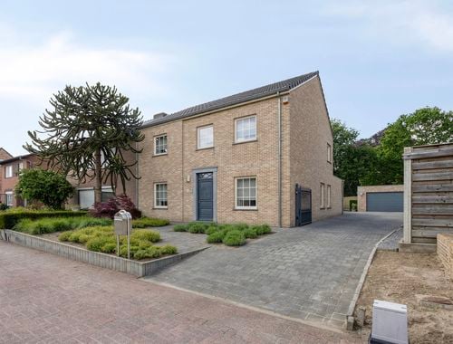                                         Maison à vendre à Bocholt, € 449.000
