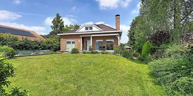 Huis te koop in Rue du Chêne du Bus 15, 7700 Lowingen