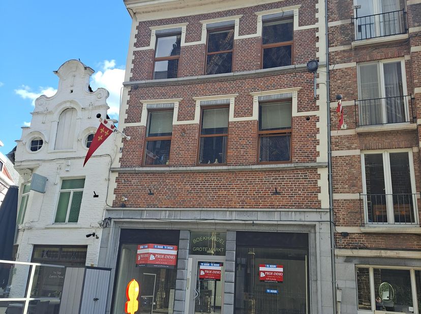 Bedrijfsvastgoed te huur in Grote Markt 7,
                    3290 Diest