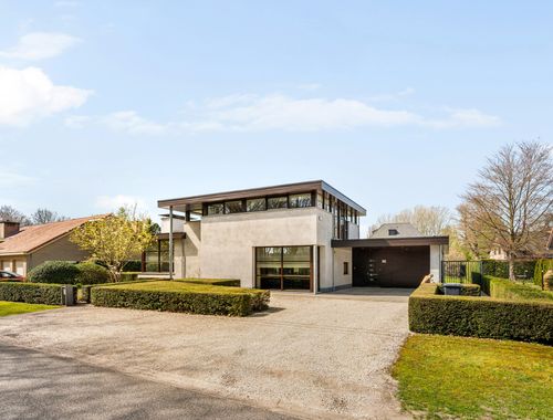                                         Moderne villa te koop in Achel, € 895.000

