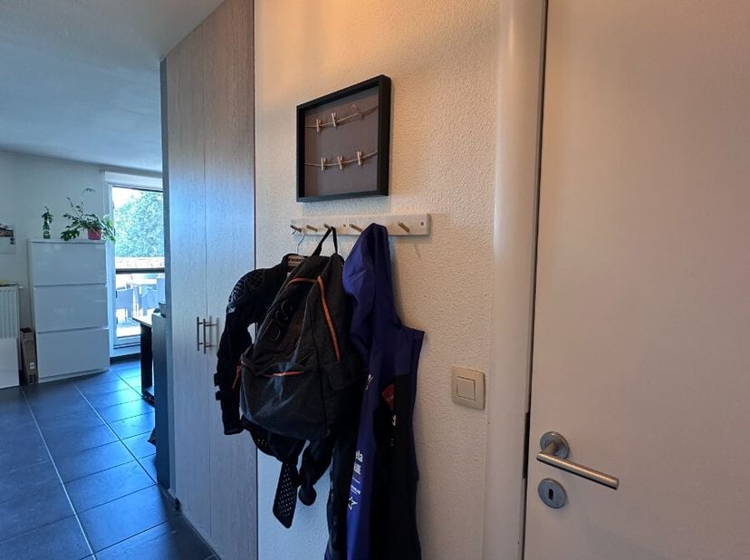 Gezellig 1-slaapkamerappartement met terras te huur in Mol:Indeling: Inkomhal, apart toilet, berging/wasplaats, woonkamer, keuken, terras, slaapkamer,