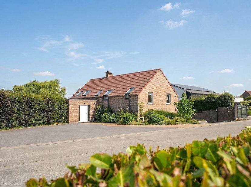 Huis te koop in ,
                    7600 Péruwelz
