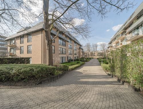                                        Appartement à vendre à Uccle, € 425.000
