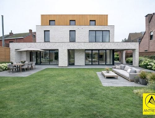                                         Woning te koop in Lint, € 399.000
