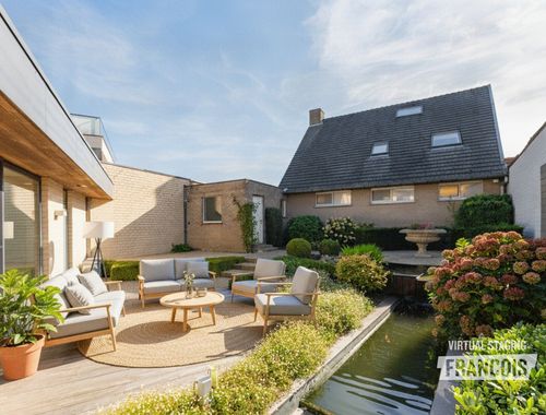                                         Maison à vendre à Zwevezele, € 449.000
