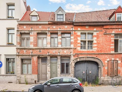                                         Woning te koop in Tournai, € 269.000
