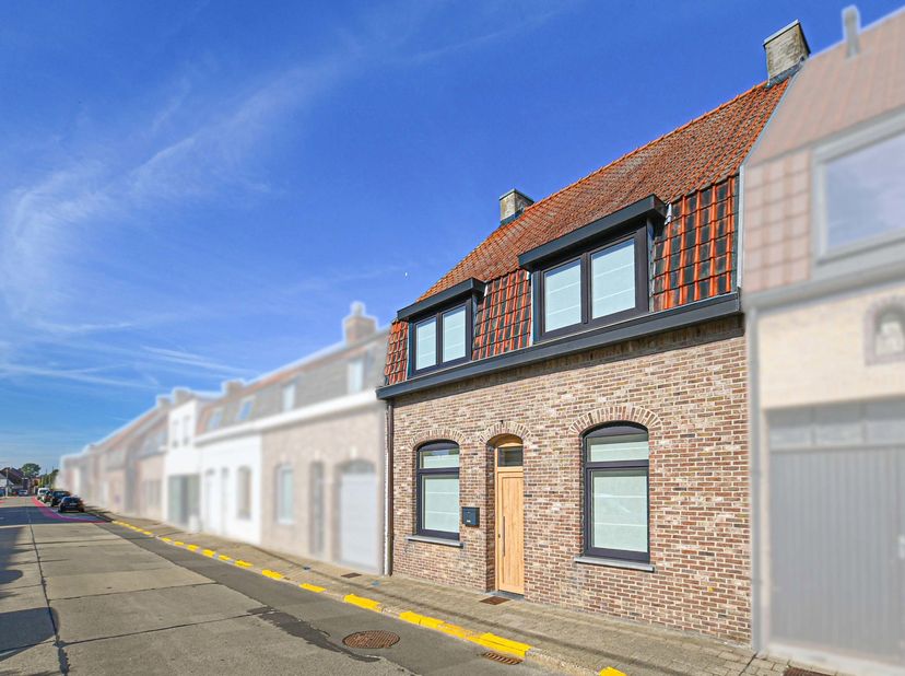 Huis te koop in Winkelsestraat 82,
                    8860 Lendelede