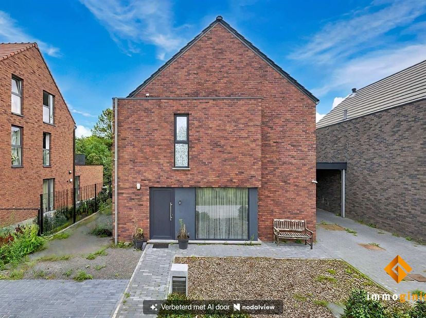 Huis te koop in Zinkstraat 11,
                    3900 Overpelt