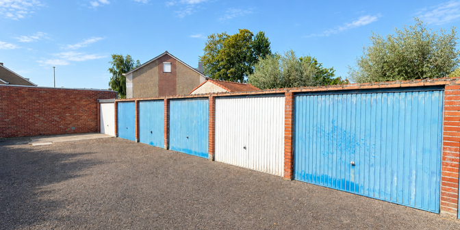 Garage te koop in Camiel van Den Busschestraat 9, 8310 Assebroek