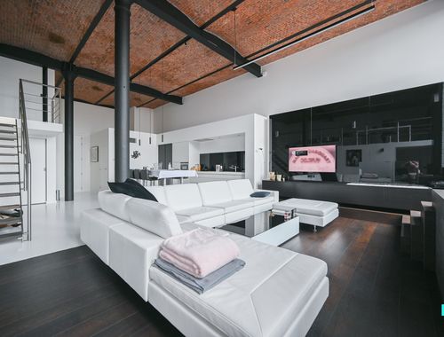                                         Loft à vendre à Kortrijk, € 575.000
