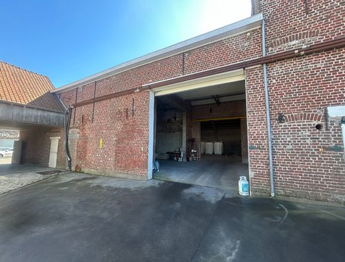                                         Opslagplaats te huur in Passendale, € 300
