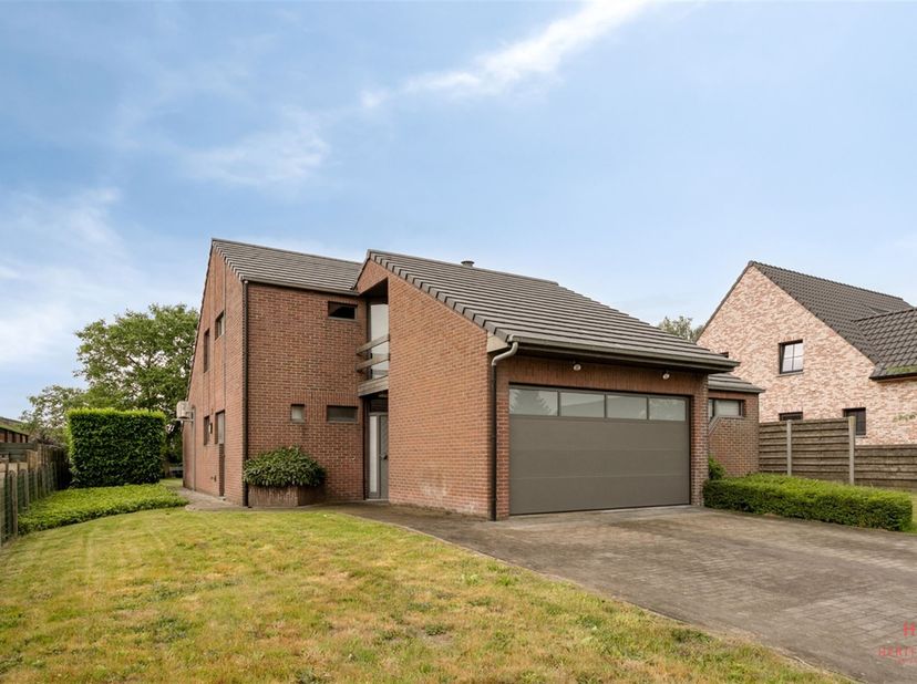 Maison à vendre à Sterrewijk 13,
                    9880 Aalter