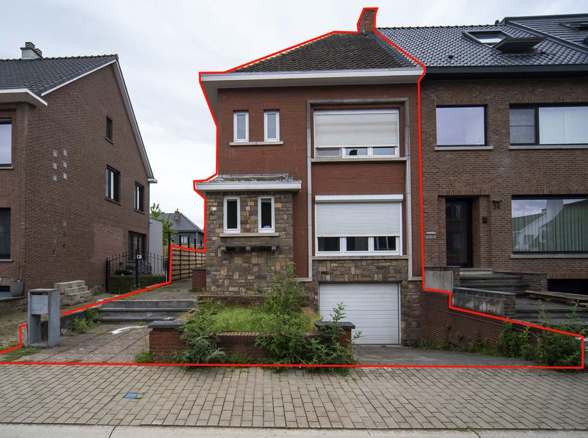 STADSWONING NABIJ CENTRUM AARSCHOT -<br />
Notaris Kurt Geysels te Aarschot zal online openbaar verkopen via BIDDIT.BE:<br />
Aarschot, 2e afdeling:<b