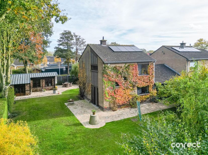 Huis te koop in Eikenlaan 91,
                    8480 Eernegem