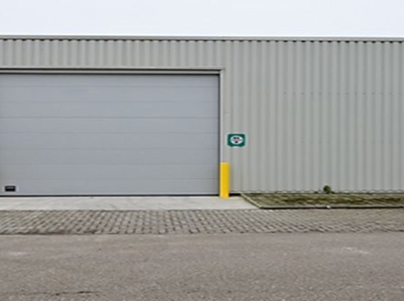 Bien professionnel à louer
                    à 2390 Westmalle