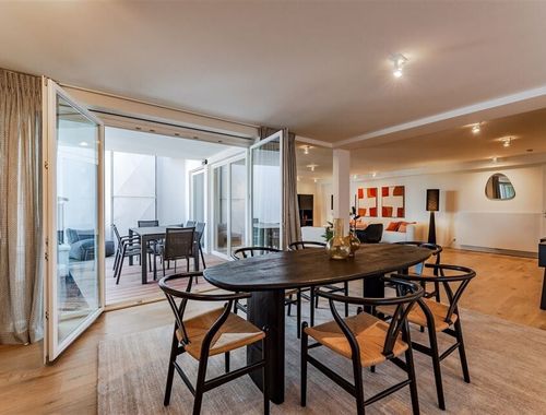                                        Duplex te koop in Etterbeek, € 995.000
