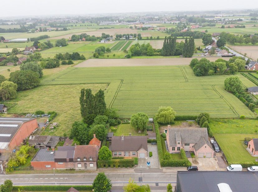 NIEUWE VOORWAARDEN! - Welkom in Roeselare, en meer specifiek op De Vossemolen in Rumbeke. Deze centrale ligging vormt het decor van deze bijzonder&amp;nbs