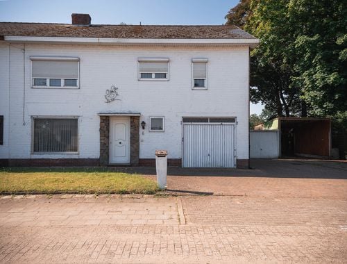                                         Maison à vendre à Herenthout, € 279.000
