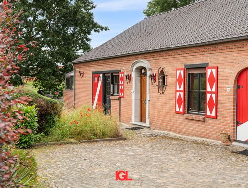                                         Villa te koop in Vlezenbeek, € 599.000
