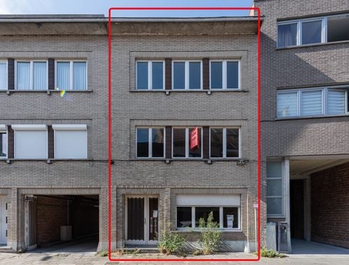                                         Immeuble d'appartements à vendre à Vilvoorde, € 350.000
