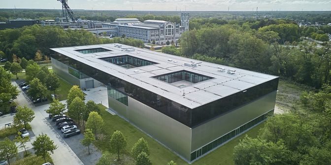 Bedrijfsvastgoed te huur in Thor Park 8027, 3600 Genk
