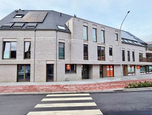                                         Gelijkvloers app. te koop in Ieper, € 314.500
