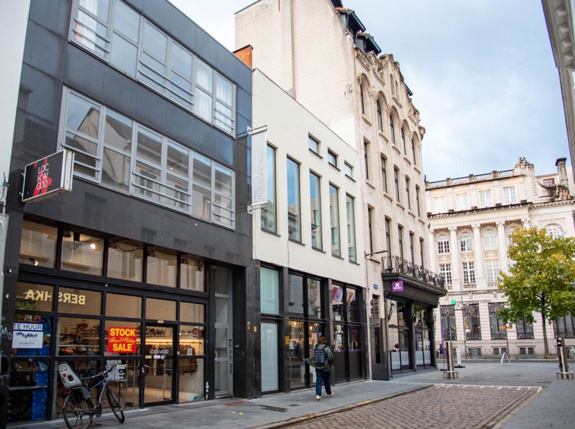 Appartement te huur in Lange Klarenstraat 29 bus 1.1,
                    2000 Antwerpen