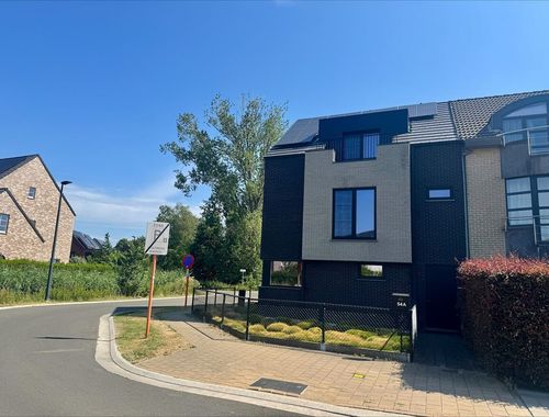                                         Studio met slaaphoek te huur in Lier, € 775
