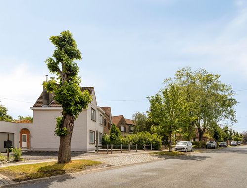                                         Eengezinswoning te koop in Roeselare, € 205.000
