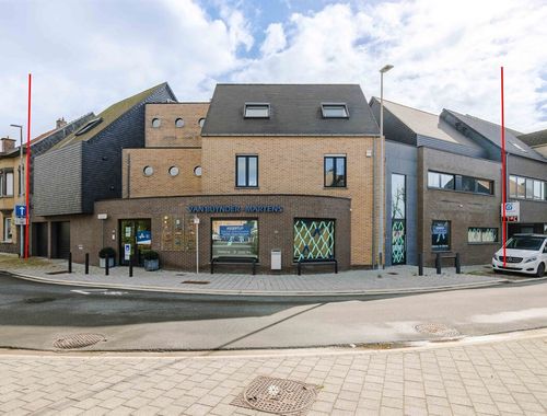                                         Commercieel Gebouw te koop in Sint-Gillis-Waas, € 1.195.000
