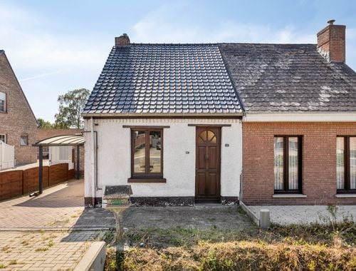                                         Maison à vendre à Meerhout, € 235.000
